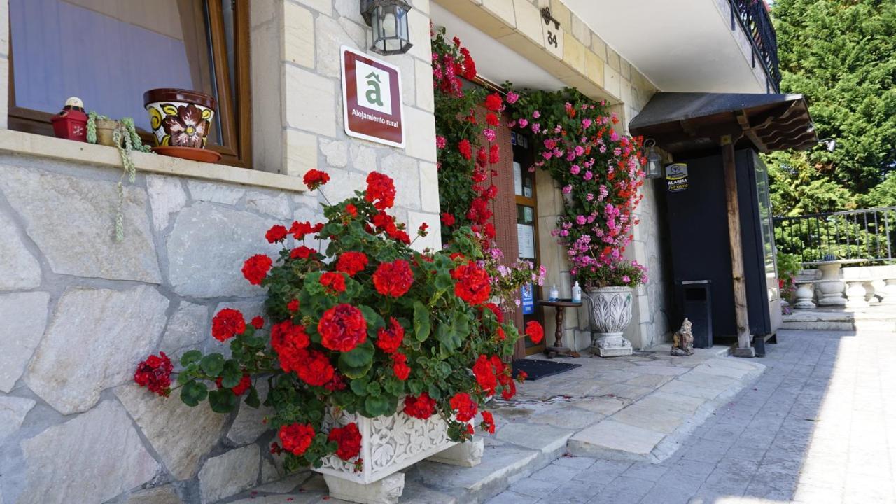 Casa Madrazo Con Piscina Y Parrillas Praves Luaran gambar