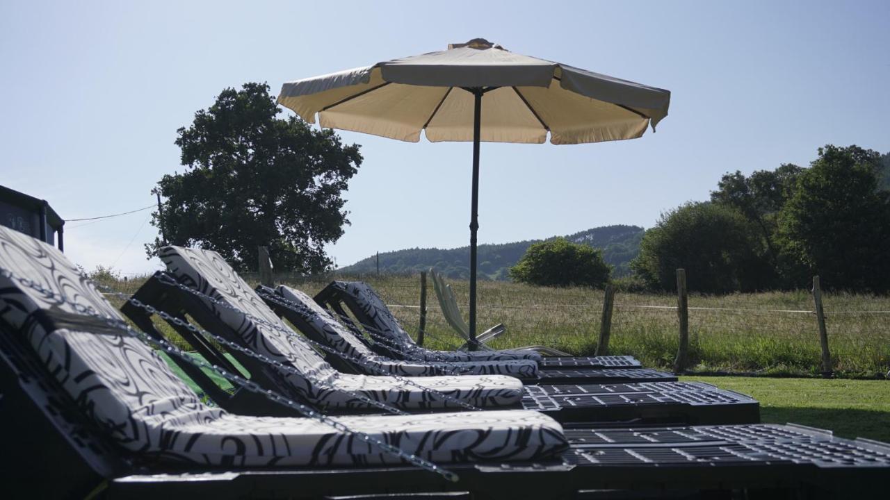 Casa Madrazo Con Piscina Y Parrillas Praves Luaran gambar