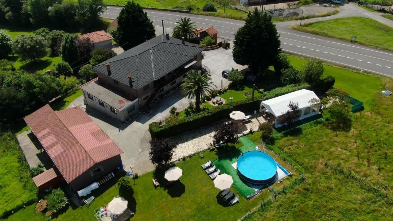 Casa Madrazo Con Piscina Y Parrillas Praves Luaran gambar