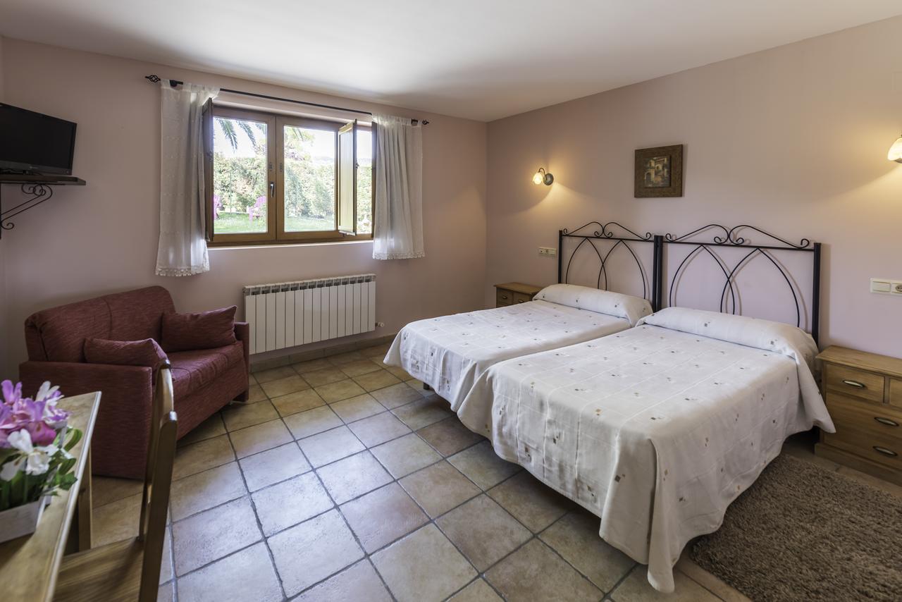 Casa Madrazo Con Piscina Y Parrillas Praves Luaran gambar